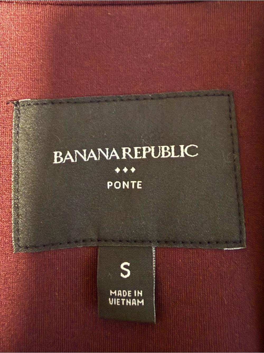 Banana Republic Women's Wine Cropped Blazer - Picture 4 of 10
